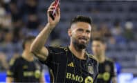 Après avoir annoncé sa retraite, Olivier Giroud rejoint le LOSC