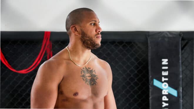 « Quand le monde s’écroule… » : Ciryl Gane évoque sa nouvelle stratégie avant l’UFC Paris 4